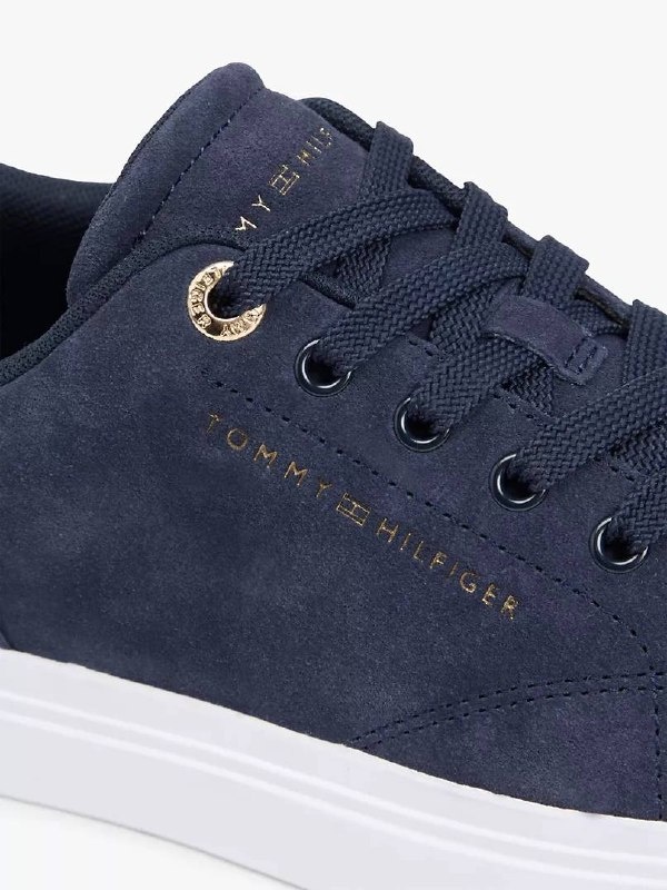 Tommy Hilfiger 🇺🇸