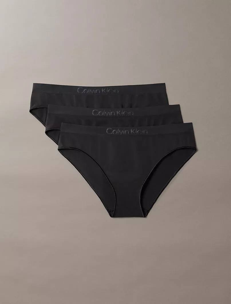 Calvin Klein 🇺🇸