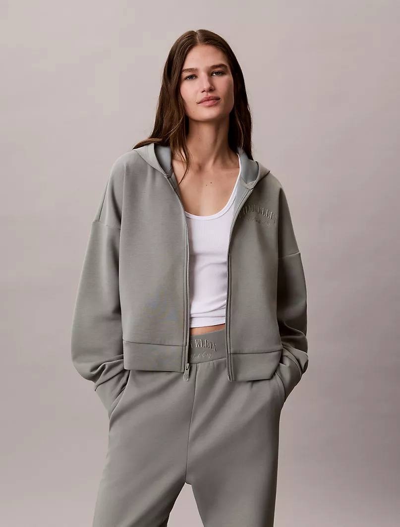 Calvin Klein 🇺🇸