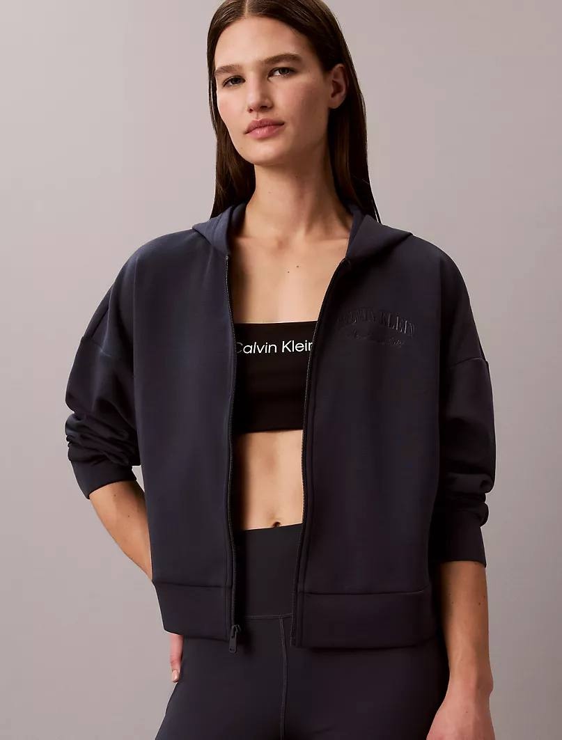 Calvin Klein 🇺🇸