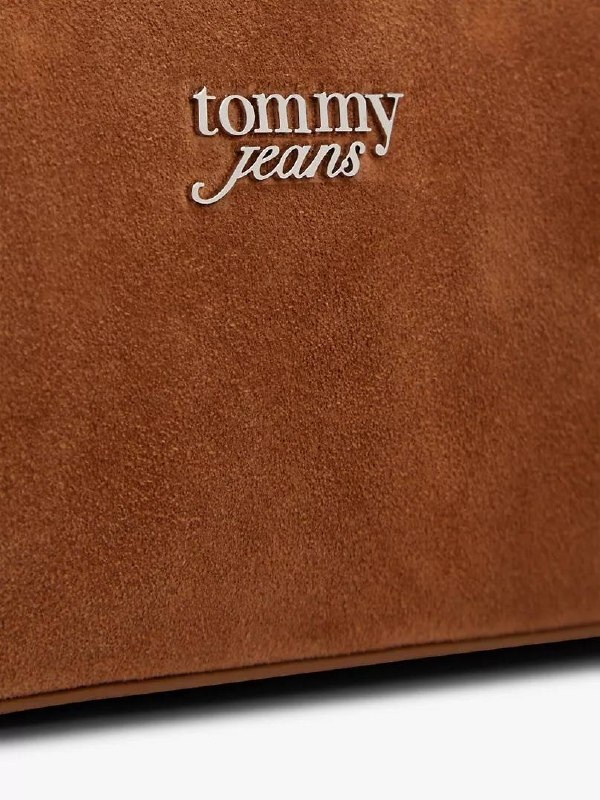 TOMMY HILFIGER 🇺🇸