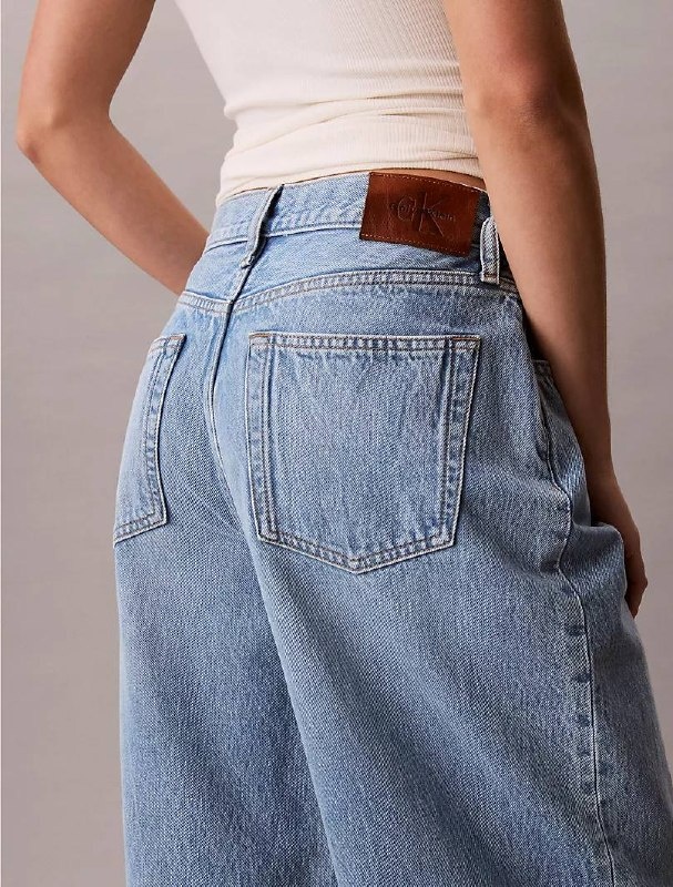 CALVIN KLEIN 🇺🇸